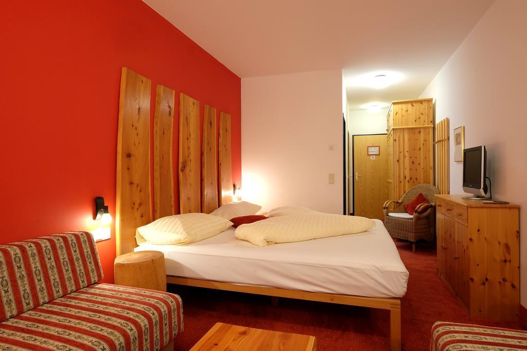 Alpenhotel Marcius Зоненалпе Насфелд Стая снимка