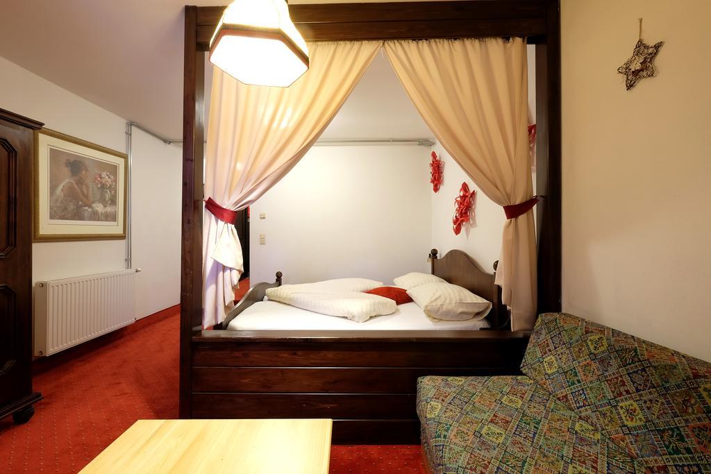 Alpenhotel Marcius Зоненалпе Насфелд Стая снимка